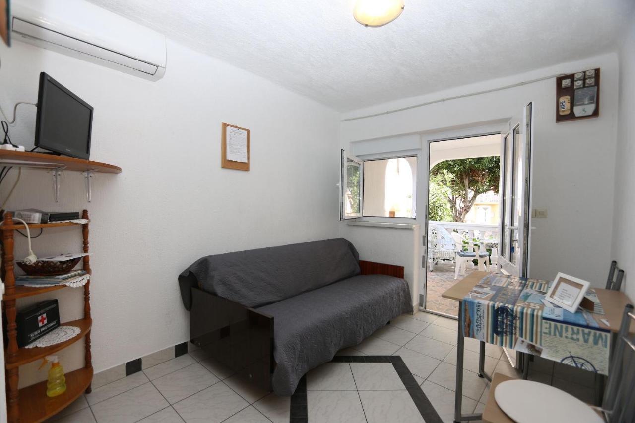 שילו Apartments Nadenic מראה חיצוני תמונה