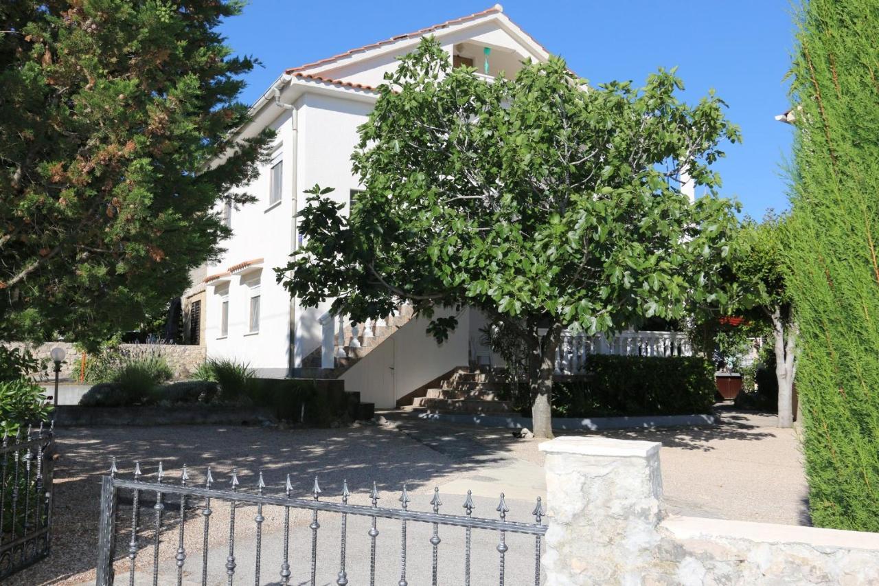 שילו Apartments Nadenic מראה חיצוני תמונה